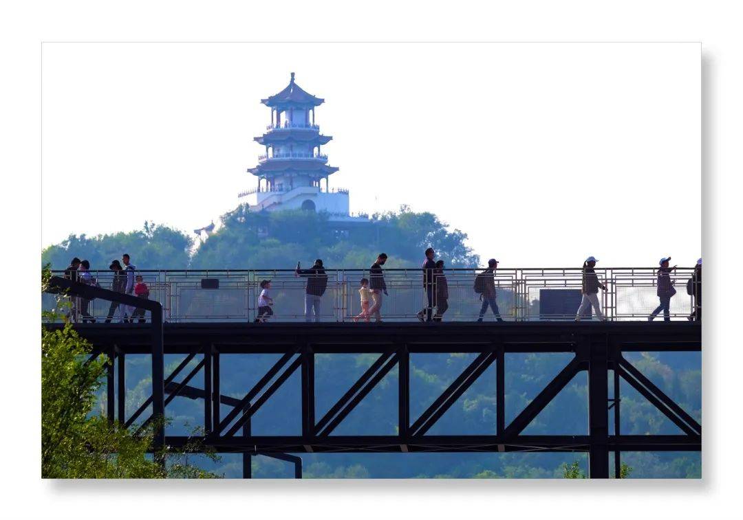 石景山区与称多县两地线上摄影作品联展