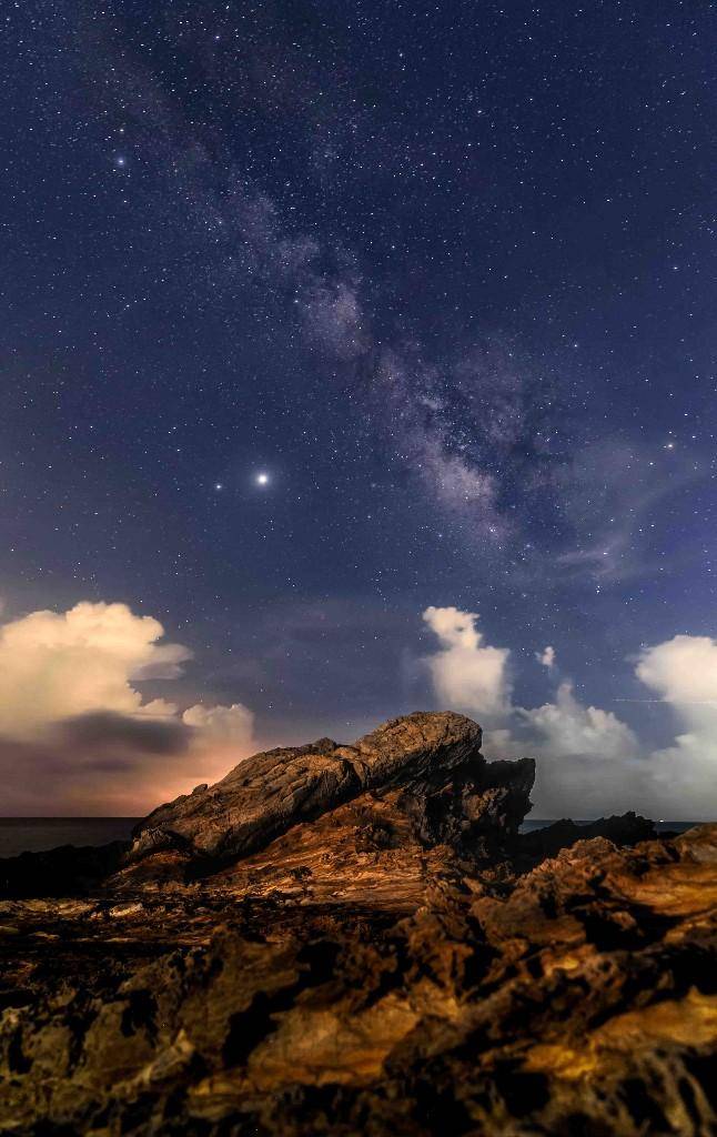 encounter a starry sky full of fireflies in xichong, nanao