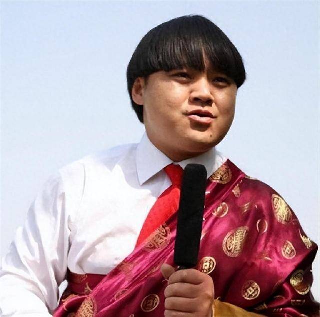 洛桑离去的那晚酒局中究竟发生了啥,为什么让赵本山"蒙冤"多年_博林