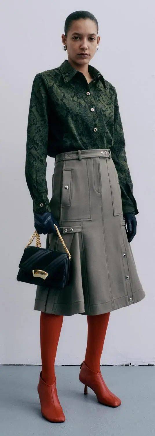 品牌phillip fall 2024 rtw粉色,粉蓝色,堆堆袜,蝴蝶结,玛丽珍小皮鞋
