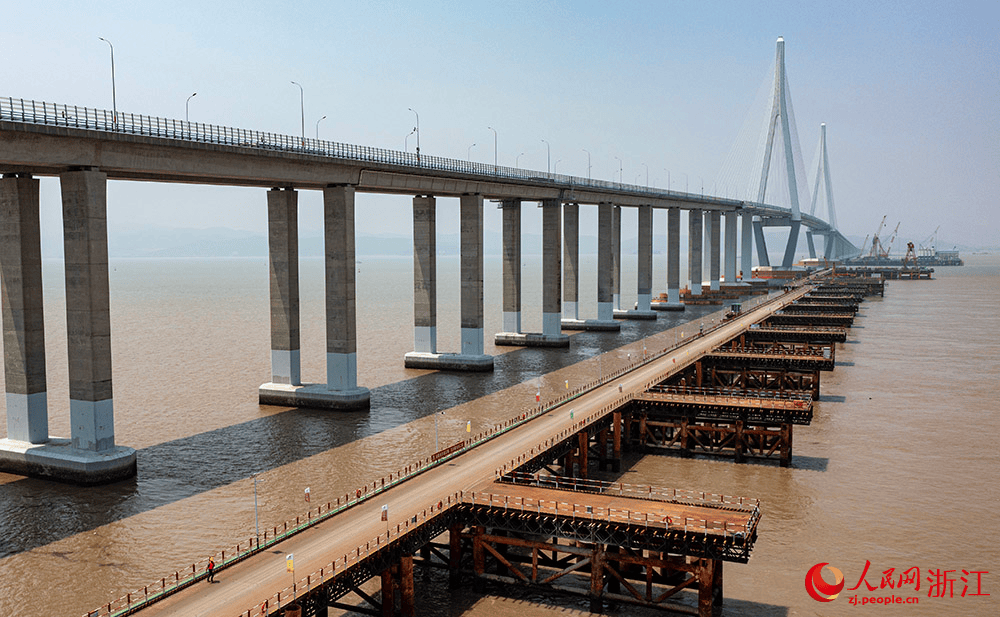 浙江宁波:象山港跨海大桥(铁路)建设忙