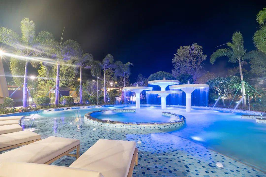 300 壕住⑤星新兴悦天下温泉酒店!顺德人度假人气新宠!全程食足5餐!