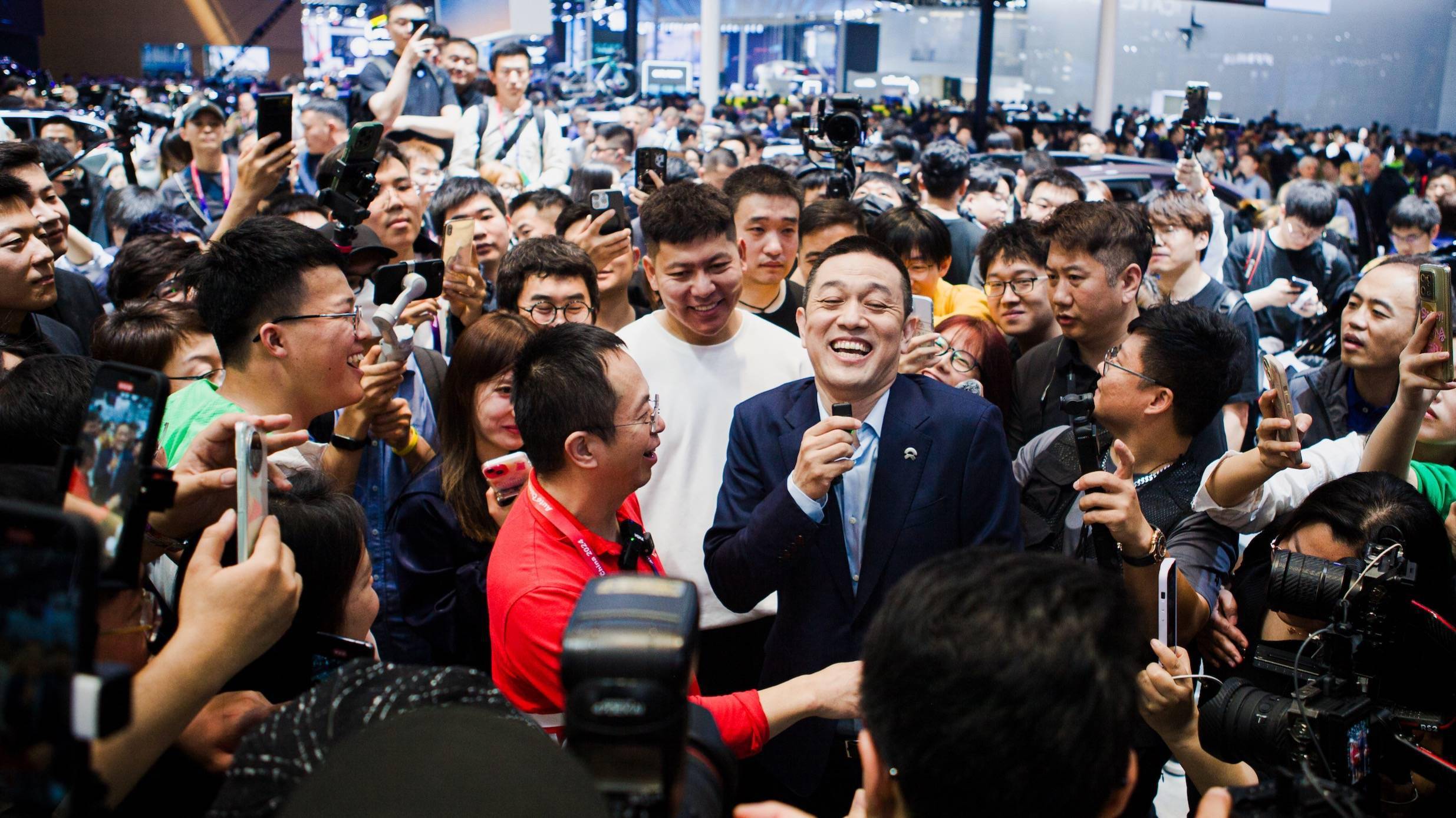 李斌:蔚来过去对技术的判断,太乐观了