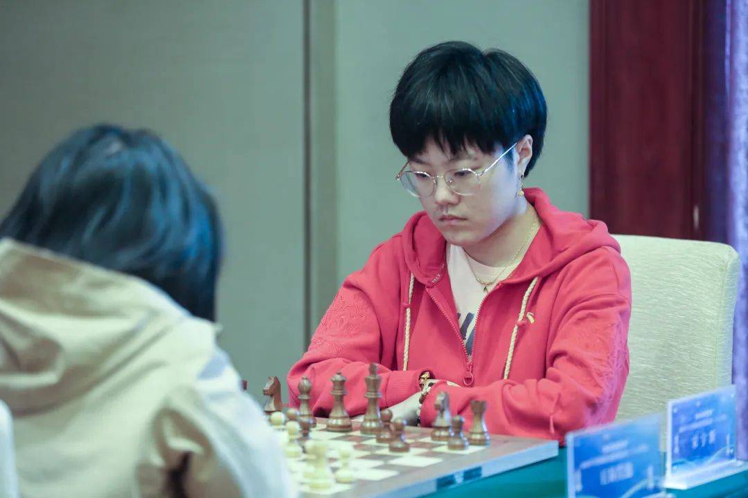 全国国际象棋锦标赛(个人甲组)战罢四轮 女子组榜首之争白热化