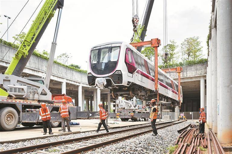 地铁3号线,11号线增购列车到货_运营_深圳_工作