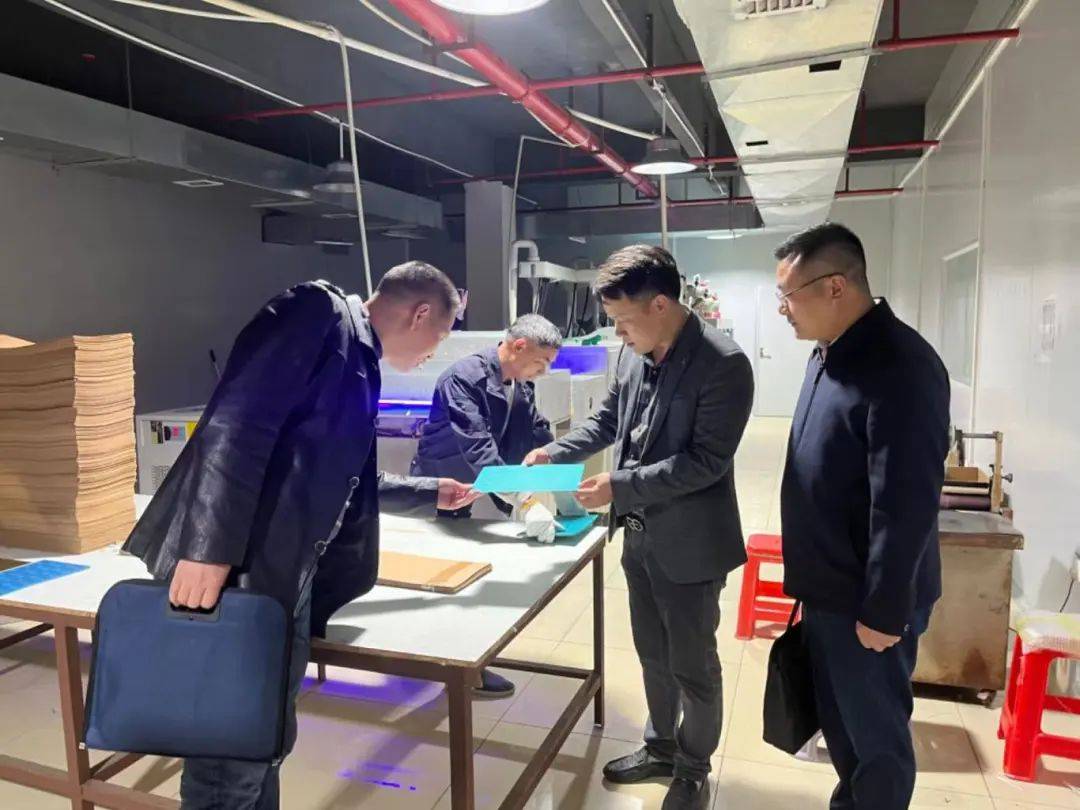 书记有约·青春对话丨胡翱畴:脚底有泥土,心中有真情的长行青年