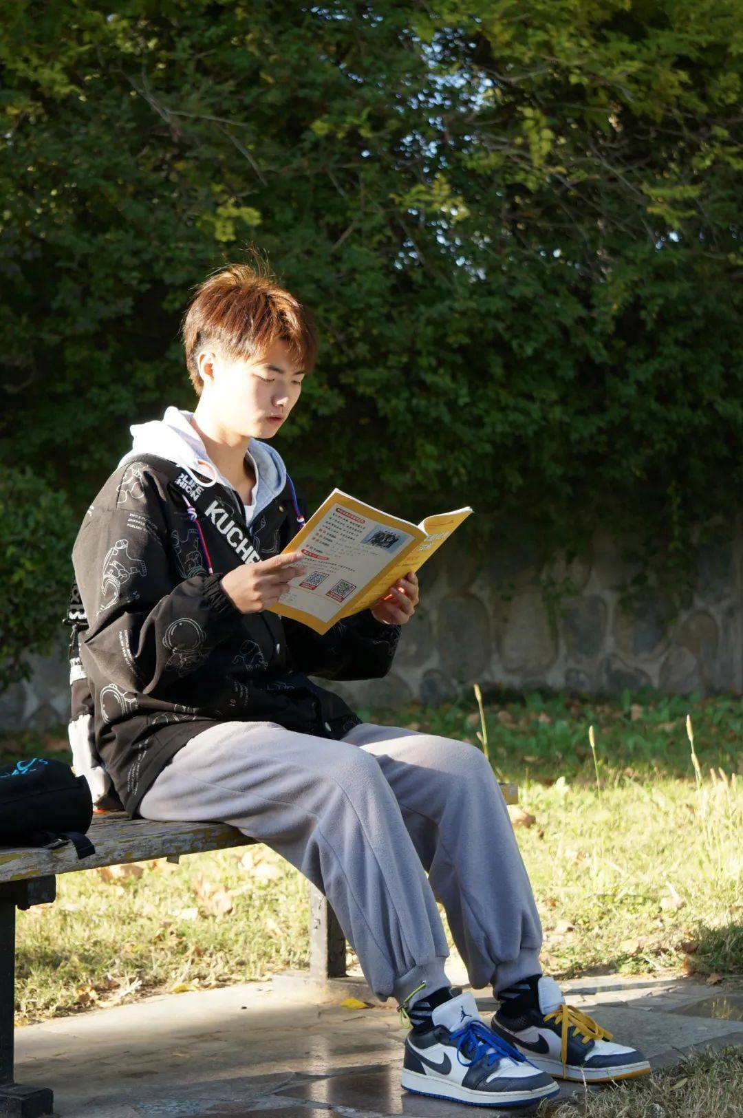 镜月湖水清浅微风乍起搅散满湖碎金清晨湖光柳色处正是读书好时光07