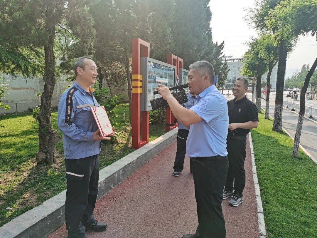 【榜样力量 | 河南省劳动模范李东成接受专访,畅谈劳模担当】