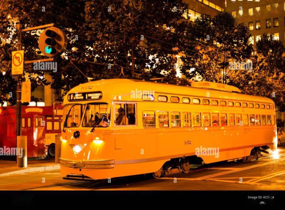 美国港口城市旧金山的传统有轨电车