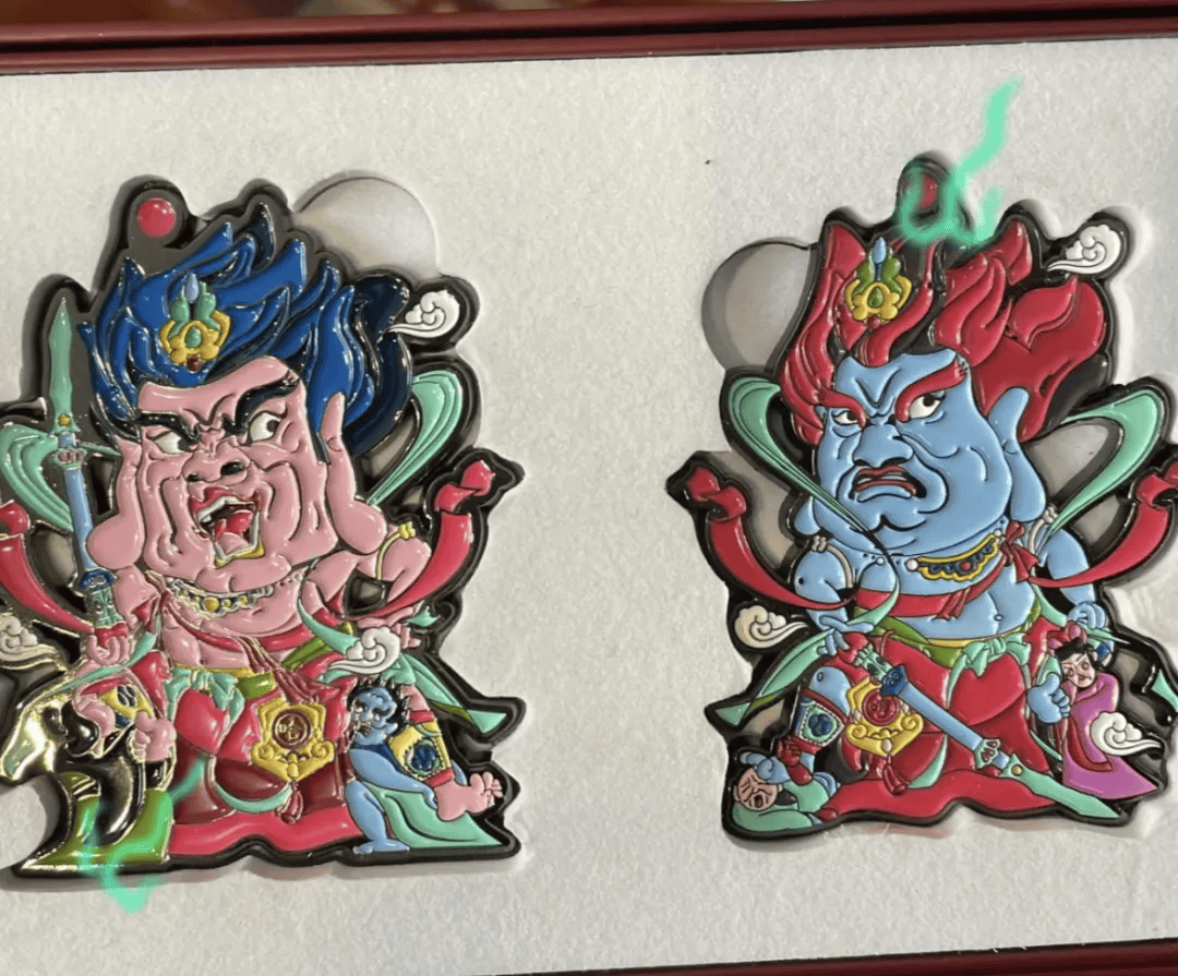 就是特别的好看~能透光的明信片对着天空才是"正确"的打开方式瓶起子
