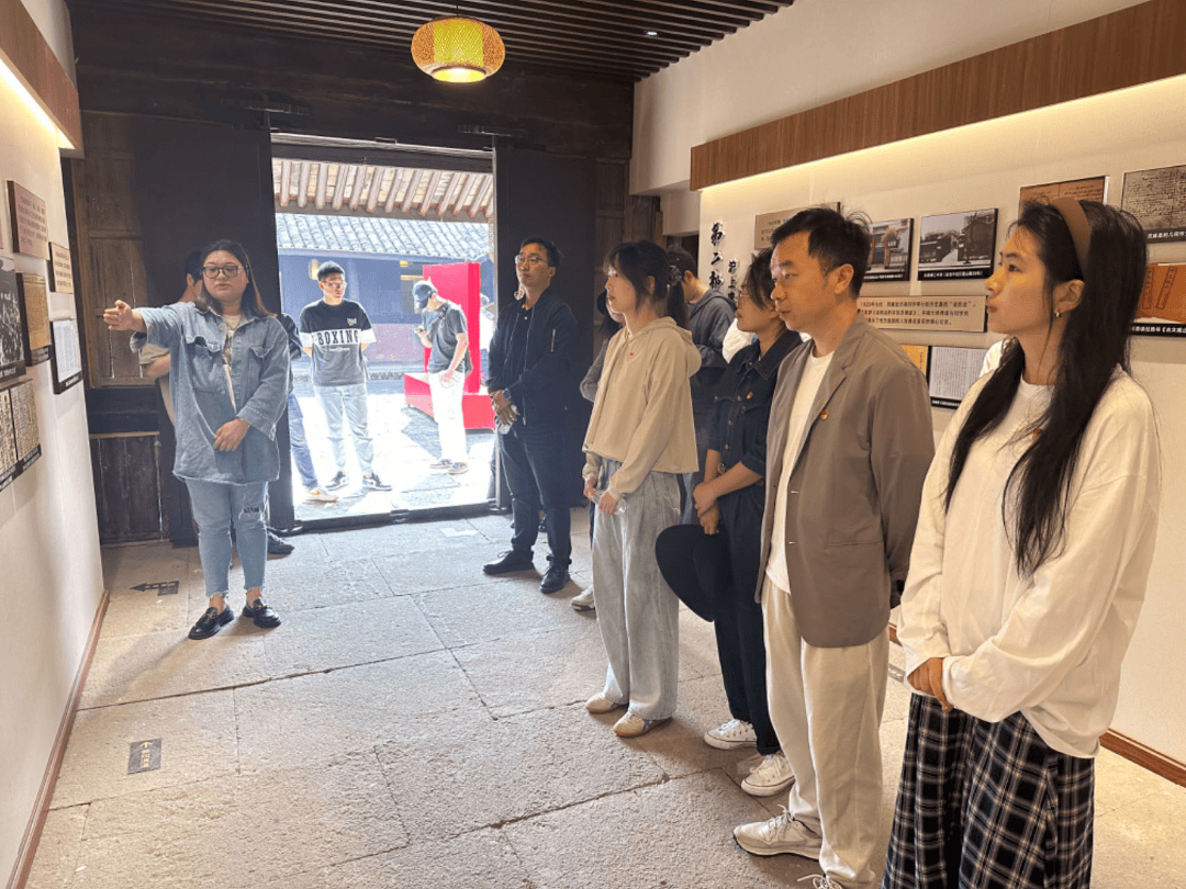 鹤浦镇团委开展"廉韵南田·梦启青鹤"党纪学习教育暨五四青年节活动