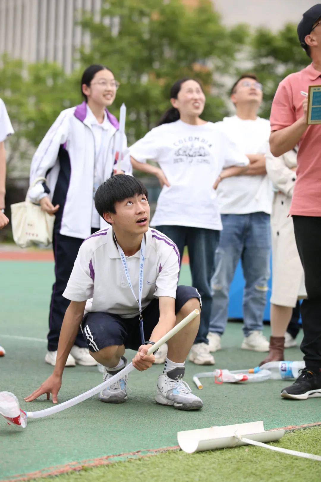 桐乡市现代实验学校第四届科技节"纸火箭亲子活动"圆满落幕