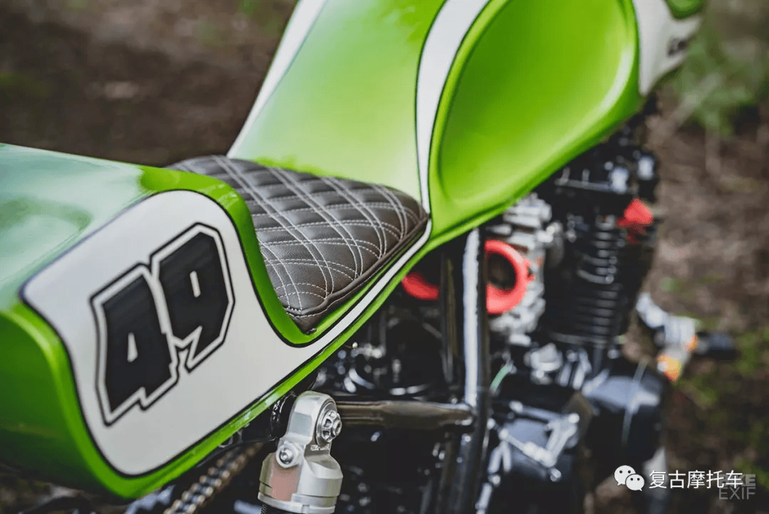 又来难题了:川崎西风750咖啡改装 | 每日一车