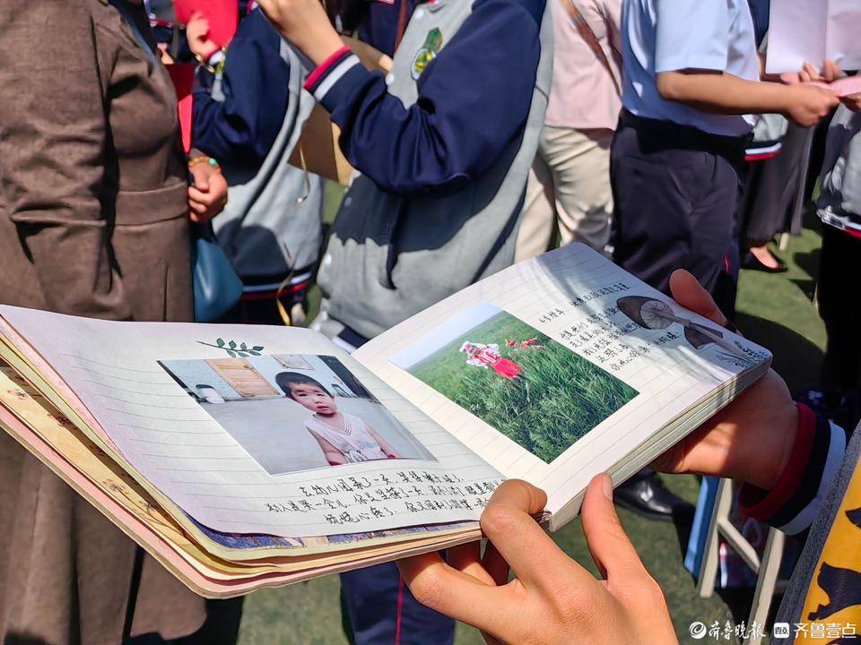 你好,韩佳妮,我是你的妈妈呀!认识一下年轻的我.