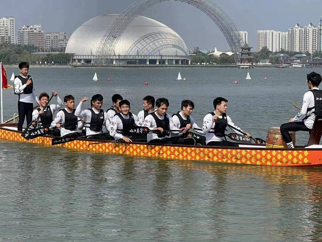 聊大学子陈黄龙,好样的!