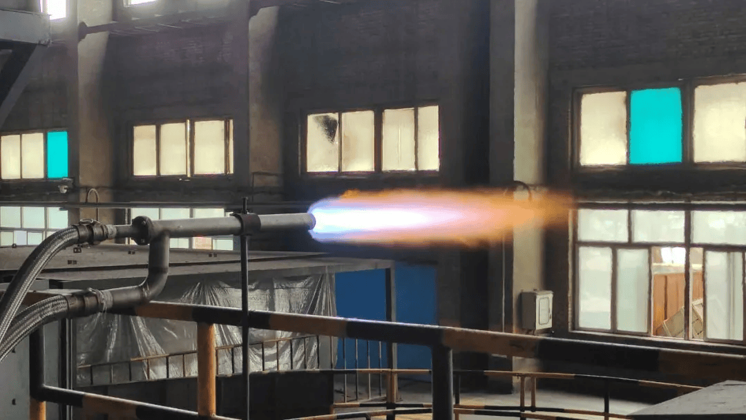 喷枪试验喷枪进化至第三代,项目组终于掌握了其原理结构和应用特点