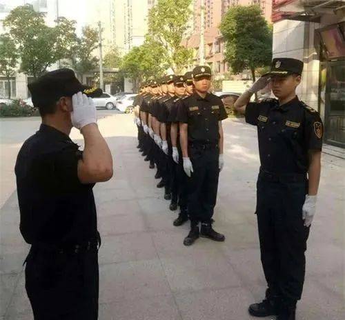 物业保安培训手册(完整版)