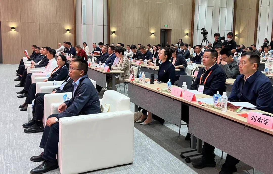 上海市果品行业协会应邀出席新疆兵团第八师石河子市产业品牌推介活动