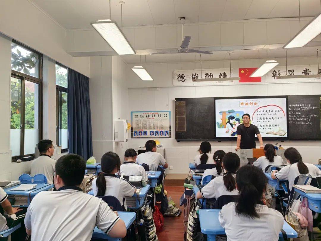 时光献礼 为爱告白——马鞍山中加双语学校母亲节主题活动