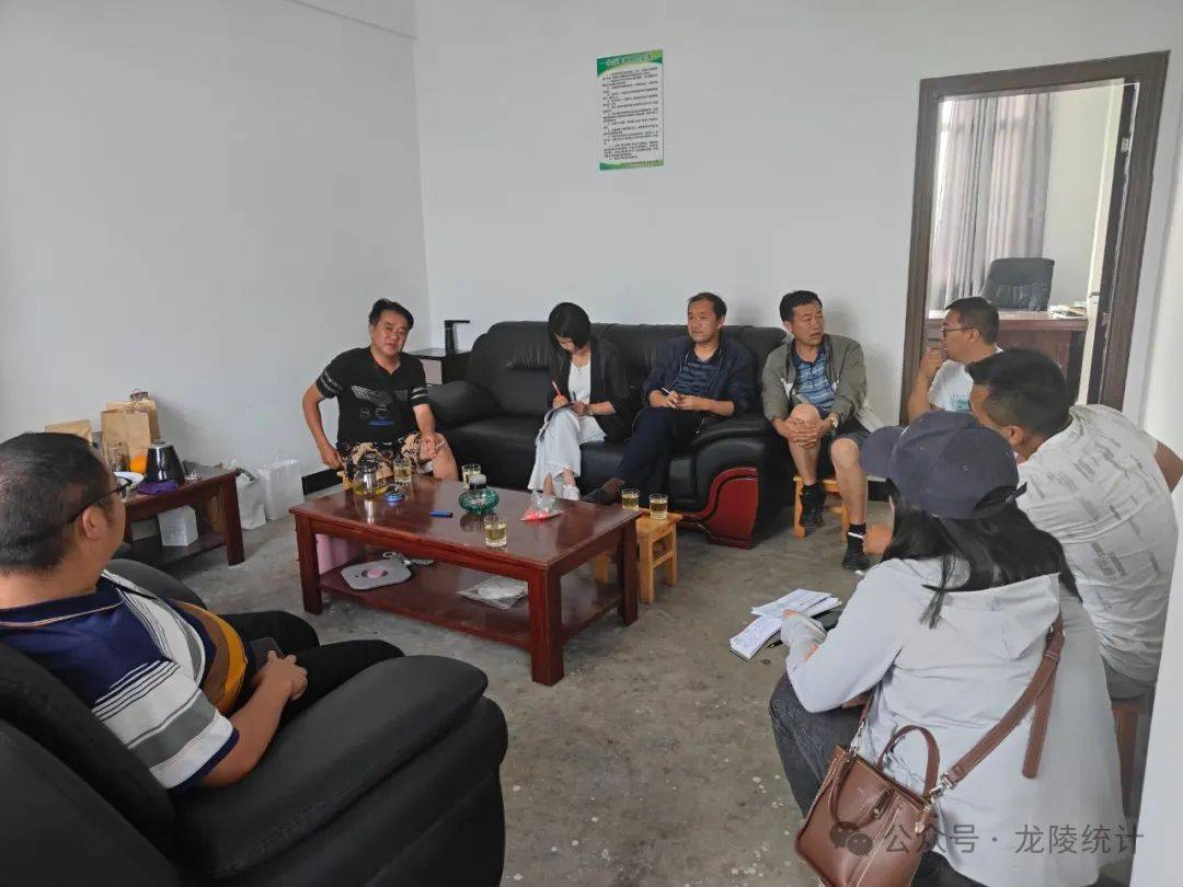 龙陵县:部门联动指导个体及企业"升规纳统"