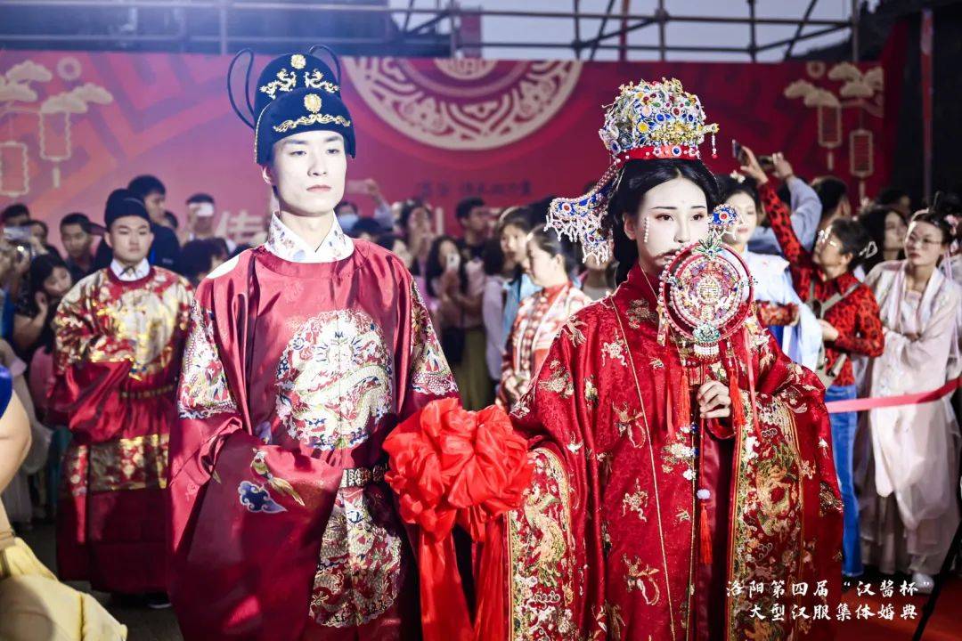 十里红妆,为你而来!汉服集体婚礼邀您参与