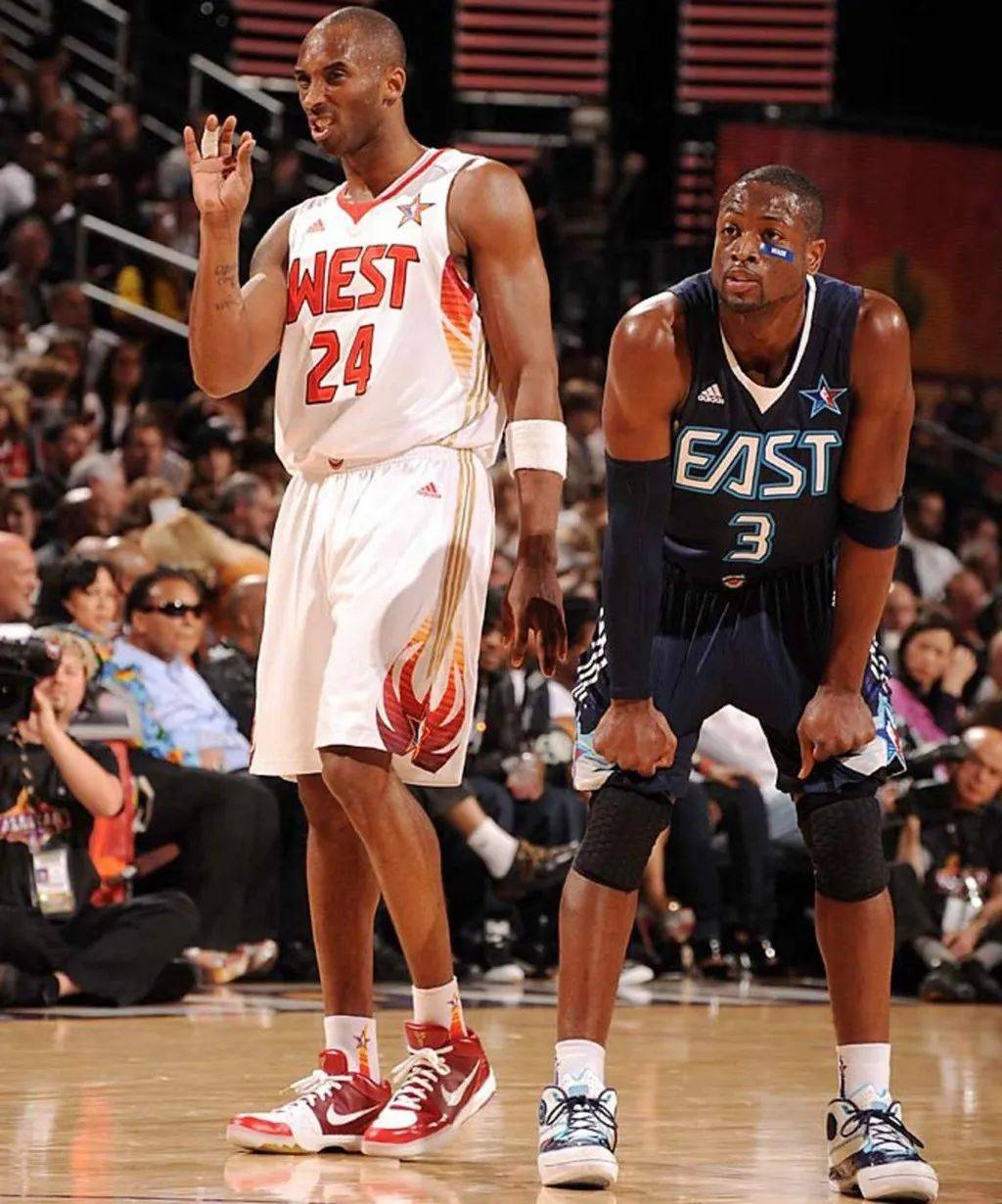 明年「科比全明星战靴」扎堆复刻?这些「元年配色」我全都要!