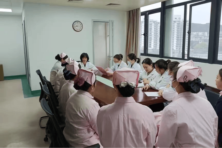 【仁泽妇幼 红医芳华】孕产妇的"贴心妈妈"——范敏娜