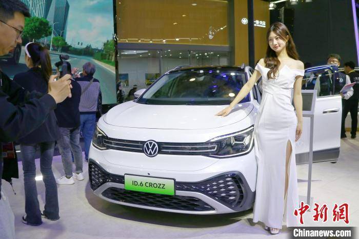 2024青岛国际车展启幕 智能汽车科技受关注_搜狐汽车_搜狐网