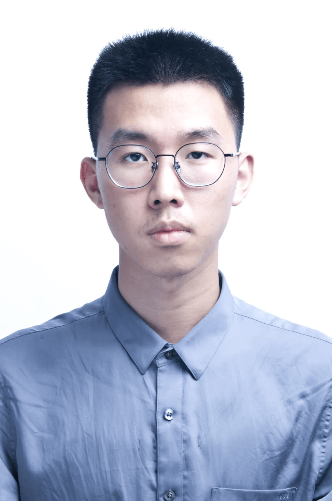 大学队伍合照领队——张荣涵队员名单23重庆财经学院队伍合照领队