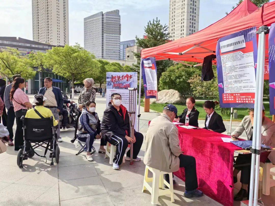 本次招聘会共邀请青海省胜利宾馆有限公司,青海制药有限公司,青海新