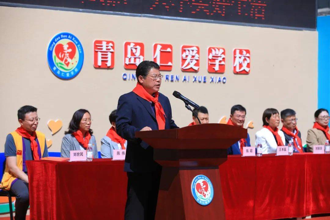 中国狮子联合会青岛代表处大爱服务队队长刘世民表示,关注特殊儿童的