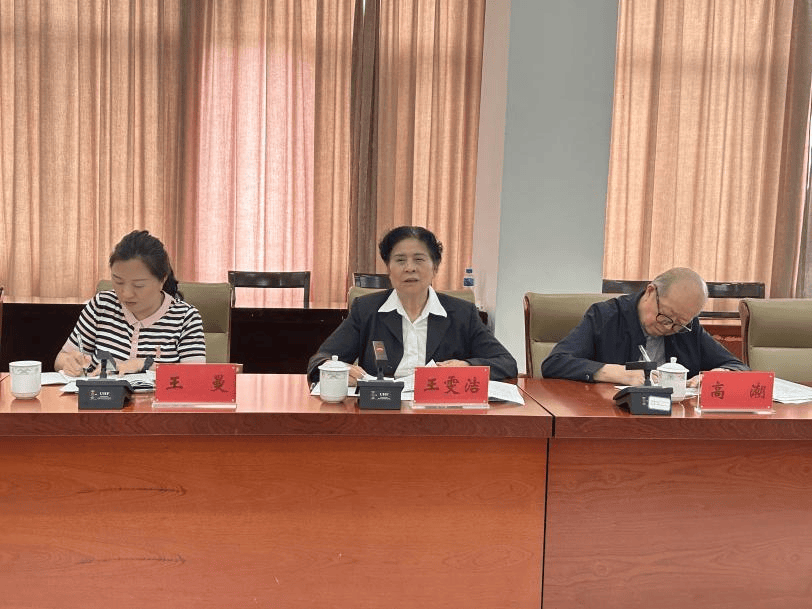 黔南州关工委到贵定县昌明镇开展关工委工作调研