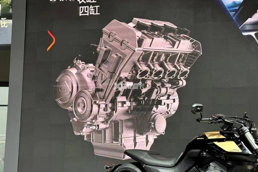 燎700 pro搭载了一台680cc直列四缸水冷发动机,最大功率69kw(93.