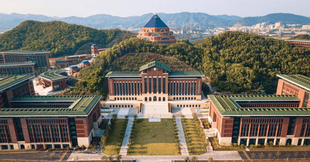 其中,科技金融是推动科技创新和产业发展深度融合的关键一环,中山大学