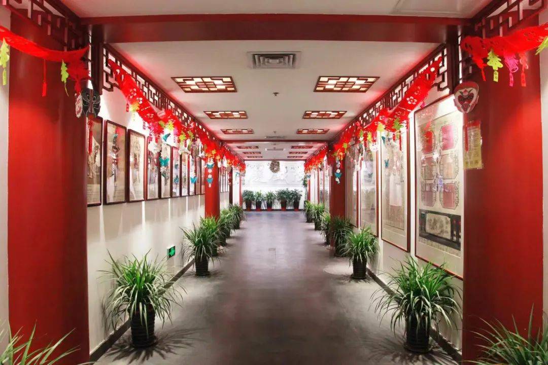 践行社会责任 彰显企业担当 三庆园文化公司向前一步为来京游客排忧解