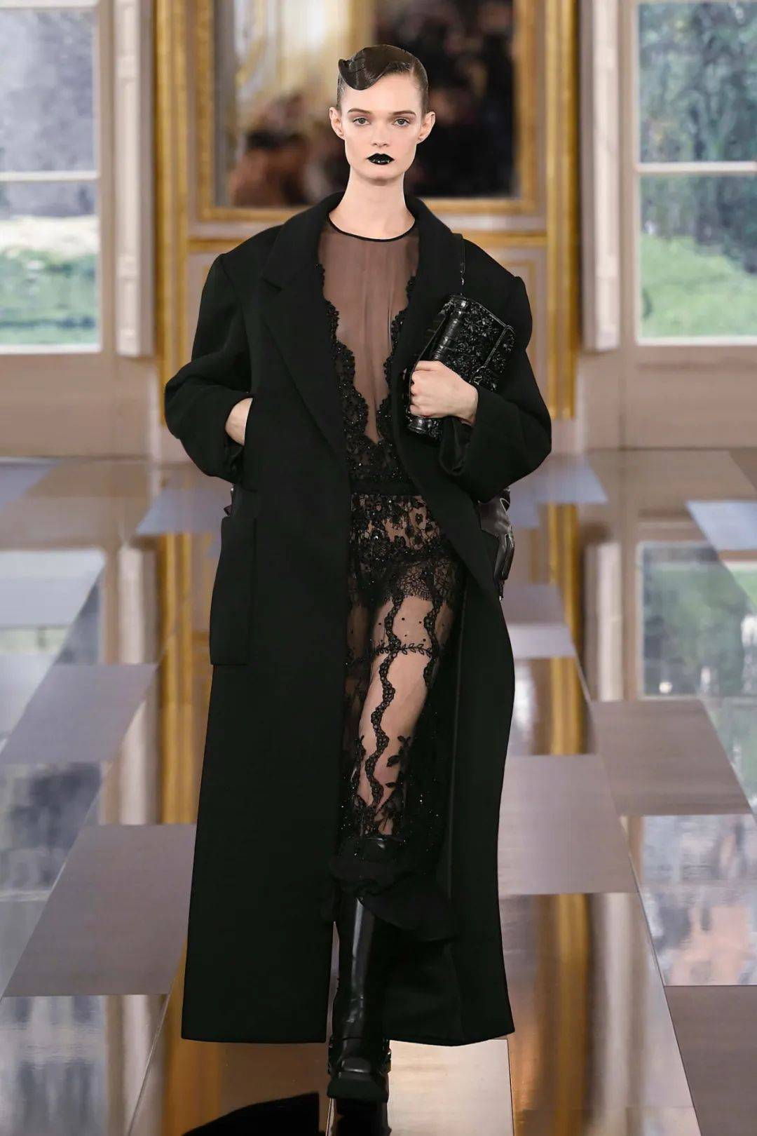 "黑色视角" valentino 2024 秋冬成衣系列_春夏_高定_share