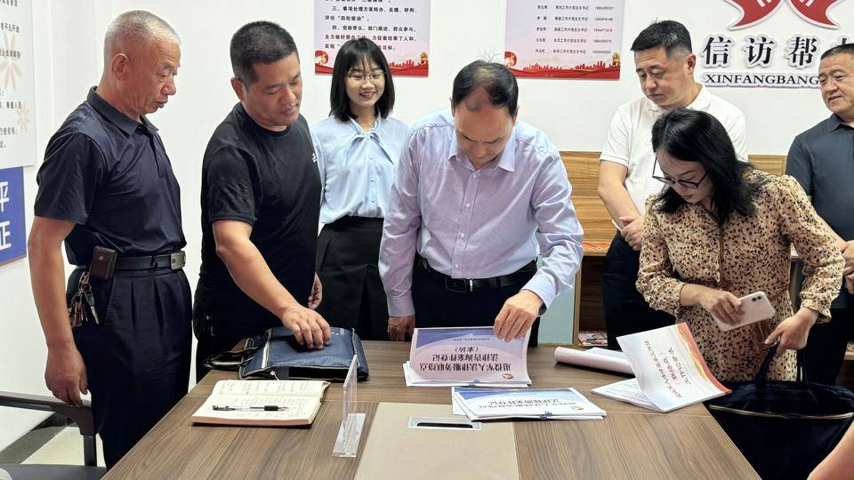 山东省退役军人事务厅政策法规处处长孙杰带队到阳信县劳店镇调研