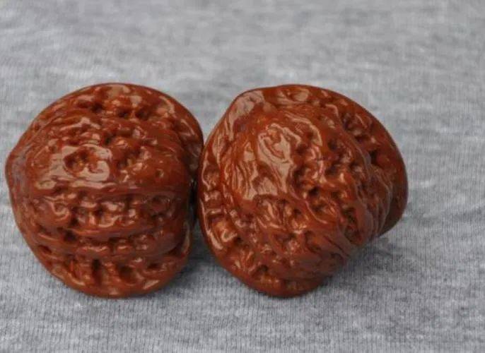 这个品种的文玩核桃，即将绝种！您手中有吗？
