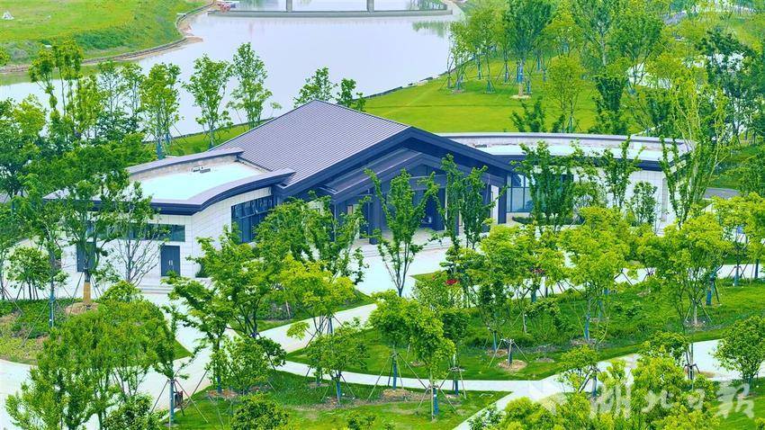 占地4000多亩 rtx实时光影追踪设计孝感版"纽约中央公园"