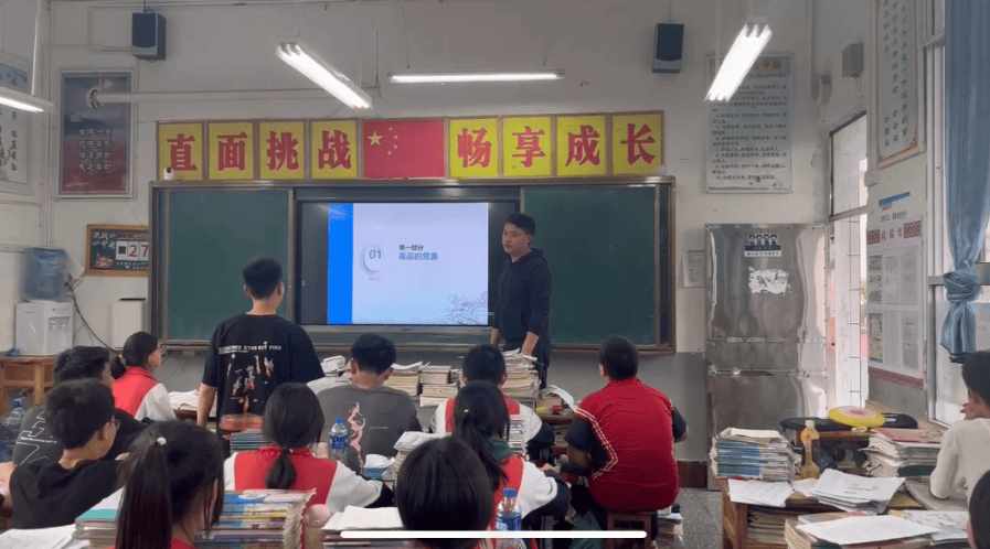 悦崃中学石柱县悦崃镇联合三星乡社区戒毒(康复)办公室走进悦崃中学