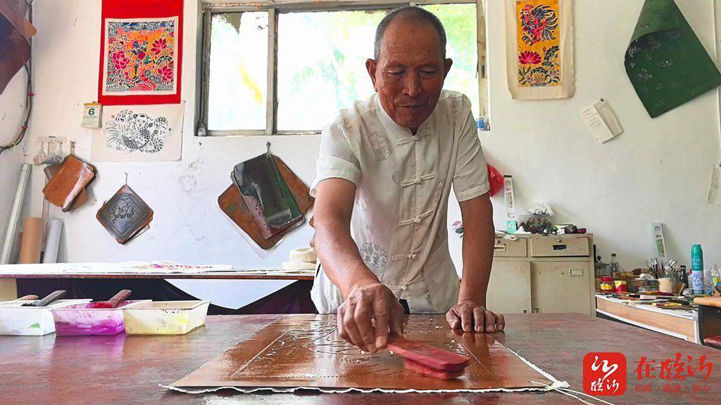 何以琅琊丨河东区太平街道张明建彩印花布艺术馆:花布上描绘中国梦