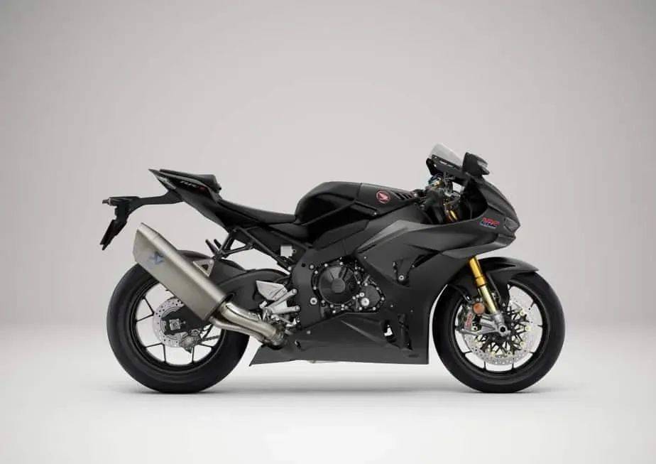 三)雅马哈jonathan rea replica yzf-r1限量版发布,采用了wsbk战车