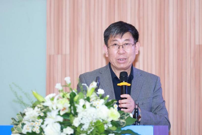 产学研深度融合"双向奔赴" 2024新中地论坛构筑地信产业强链