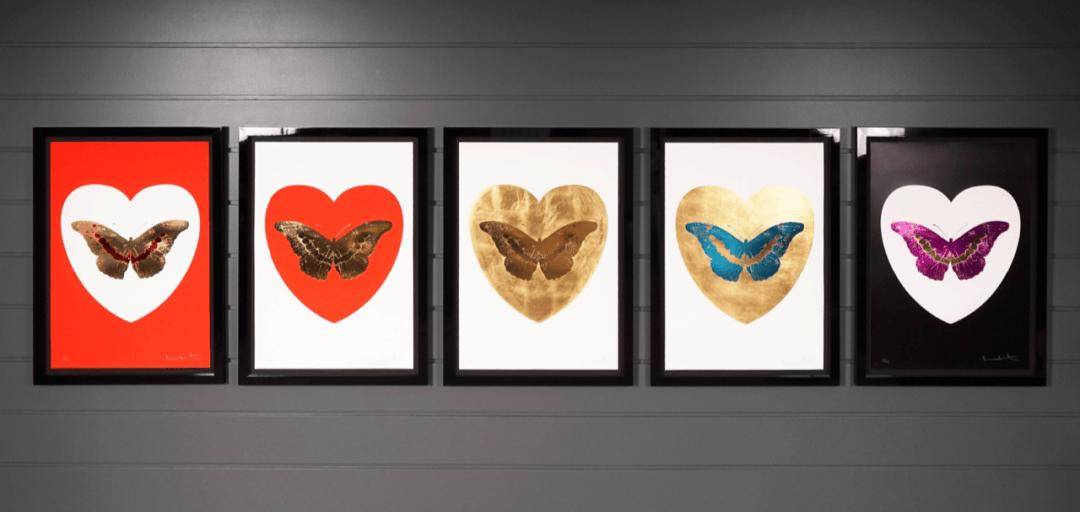 7幅画就是60万左右每幅画的价格0670000～95000不等"i love you"