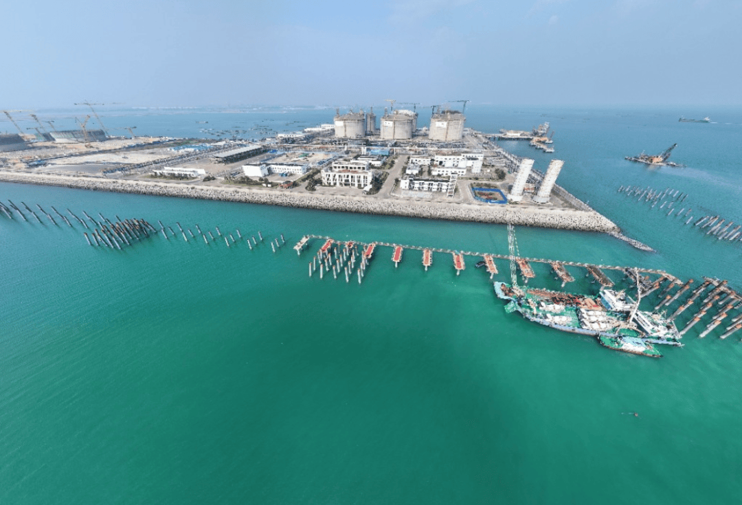 北海港建设进入"快车道"_泊位_工程_港口