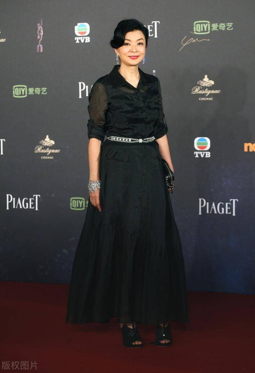 陈玉莲这身材,这才是尤物啊!