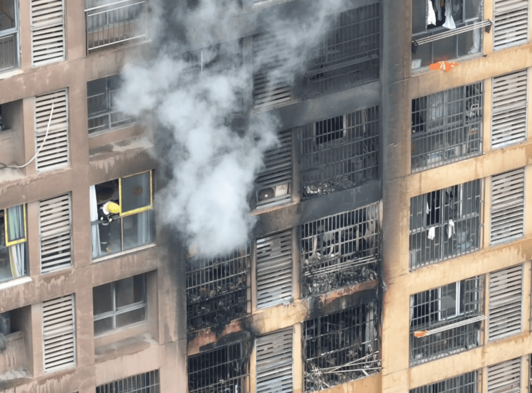 高层消防事故频发,该如何正确避险?_火灾_案例_小区