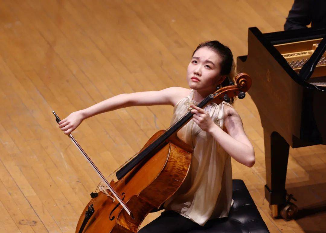 青年大提琴演奏家徐暄涵 北京音乐厅独奏音乐会首演