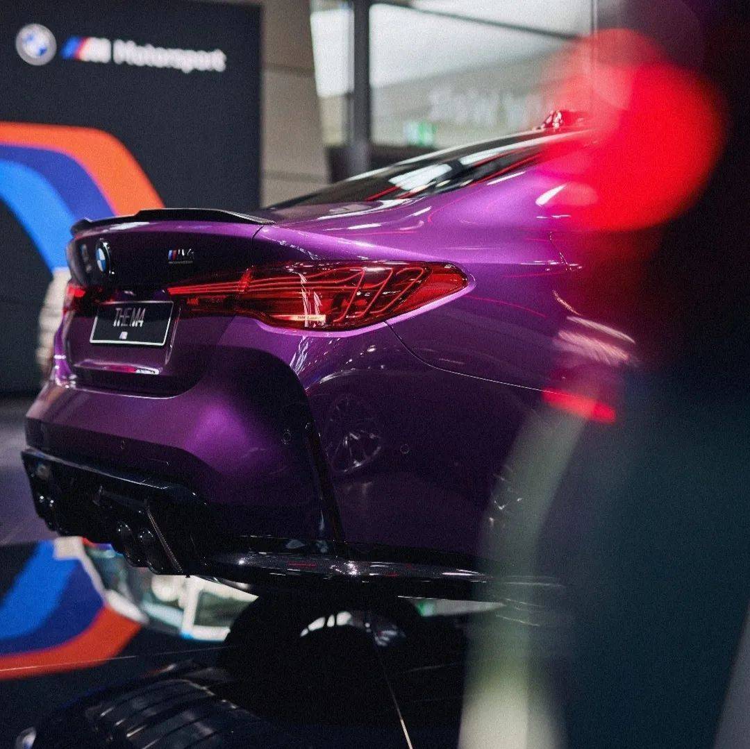 实拍暮光紫新宝马m4,非凡气质让芳心瞬间俘获