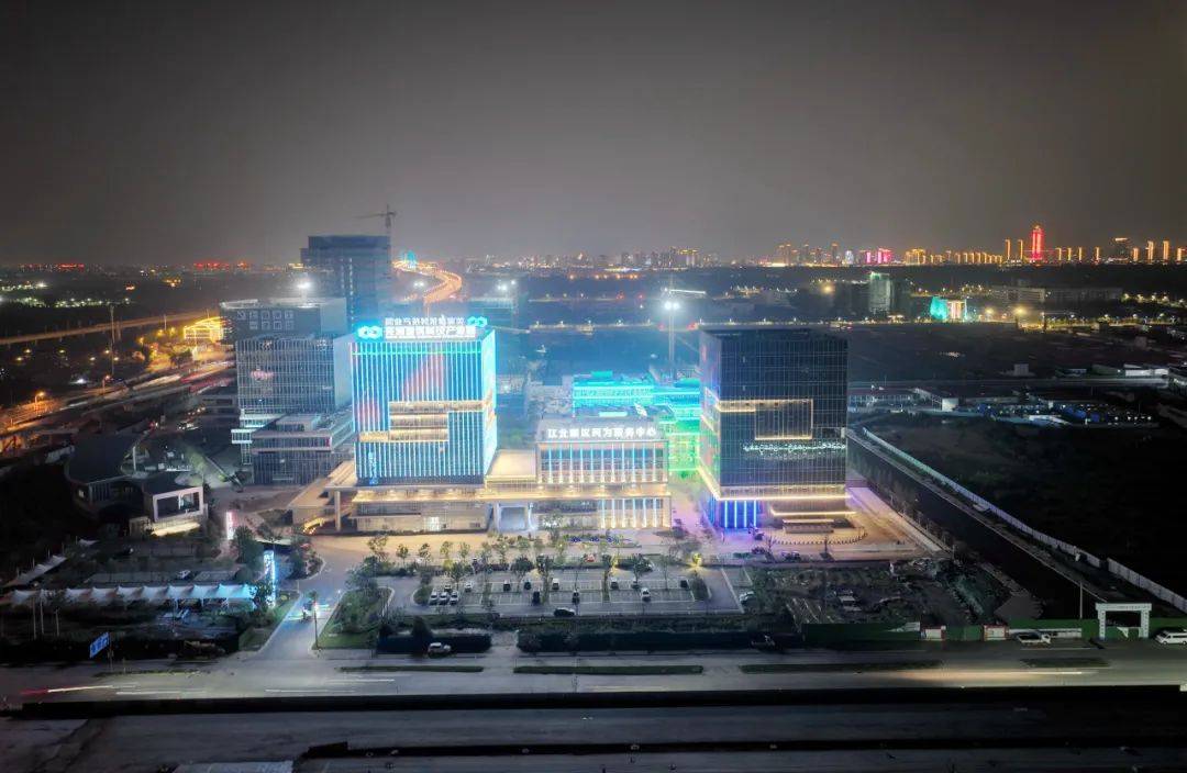 芜湖大龙湾:狂飙奋进!